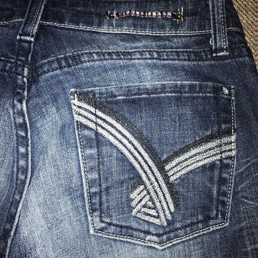 EUC Vigoss Jeans Size 1. - Picture 6 of 8